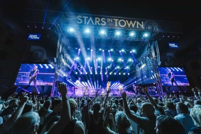 Stars in Town background
